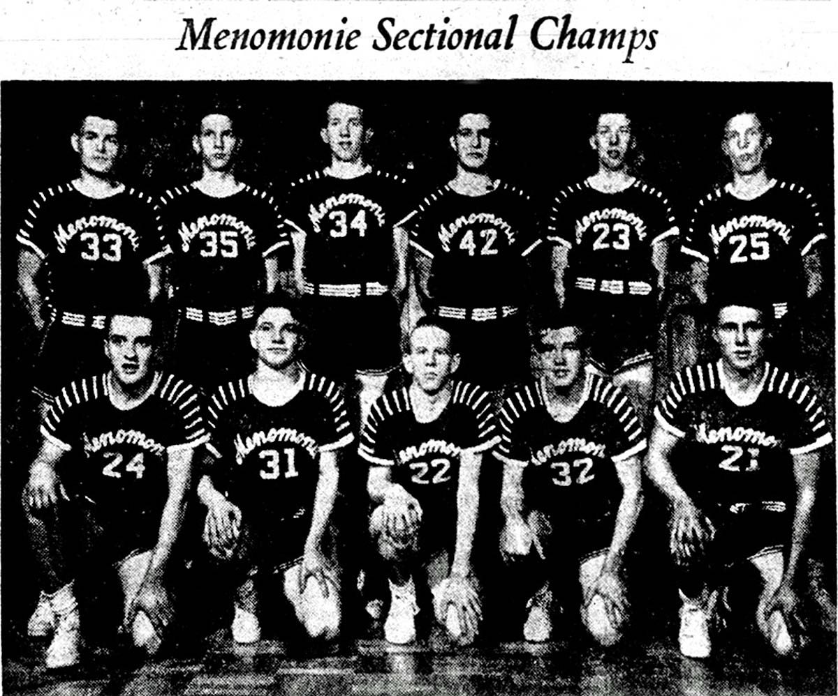 The 1951 Menomonie High School basketball team in a team photo.